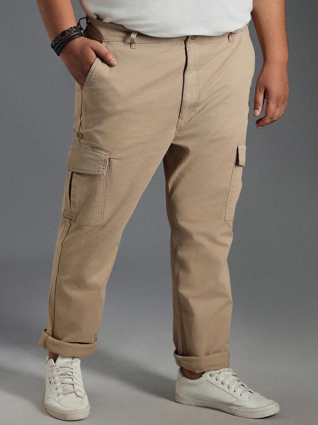 

Freeform by High Star Men Relaxed Straight Leg Straight Fit Cotton Cargos Trousers, Cream