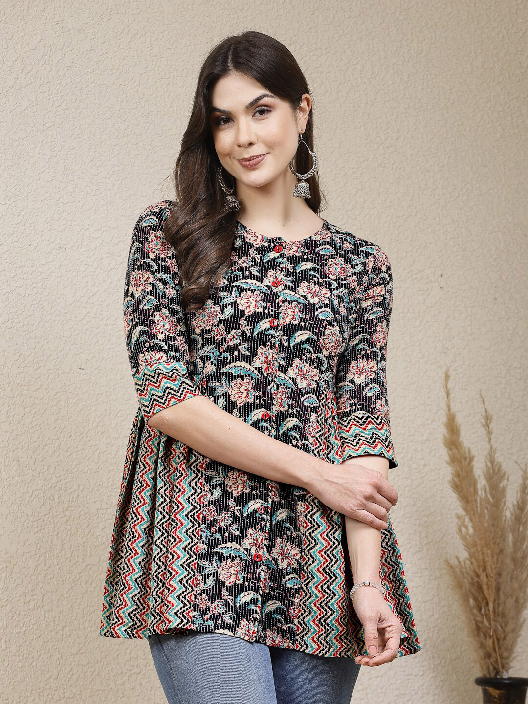 

Stylum Floral Printed Cotton A-Line Top, Black