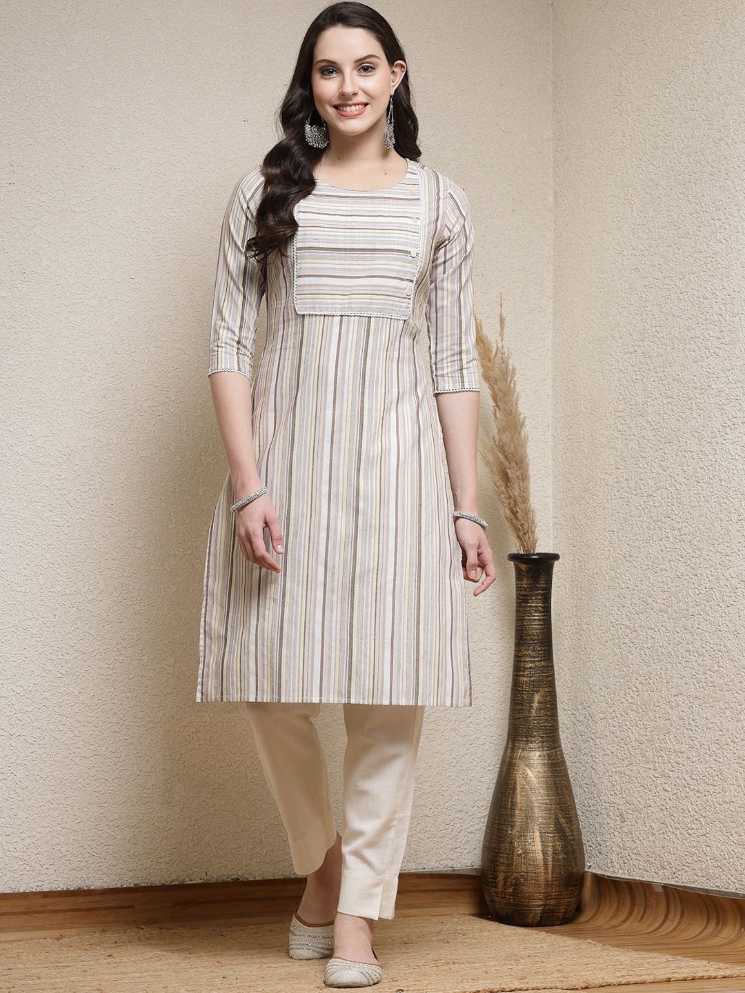 

Stylum Beige Striped Round Neck Straigh tKurta