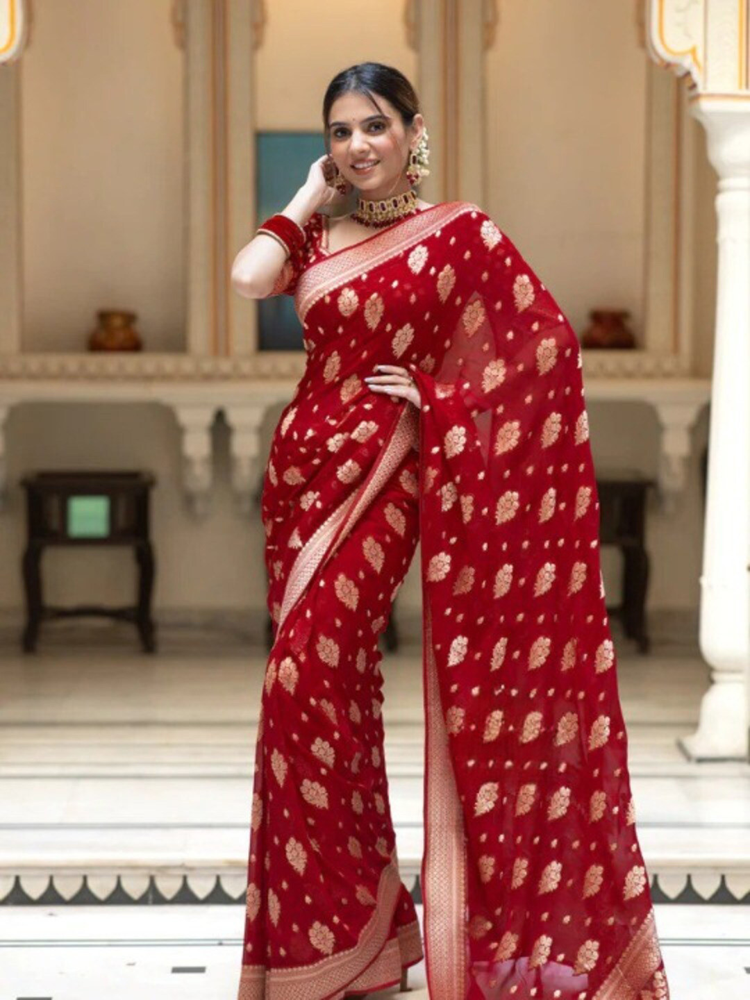 

ESOMIC EXPORT Ethnic Motifs Woven Design Zari Art Silk Banarasi Saree, Red