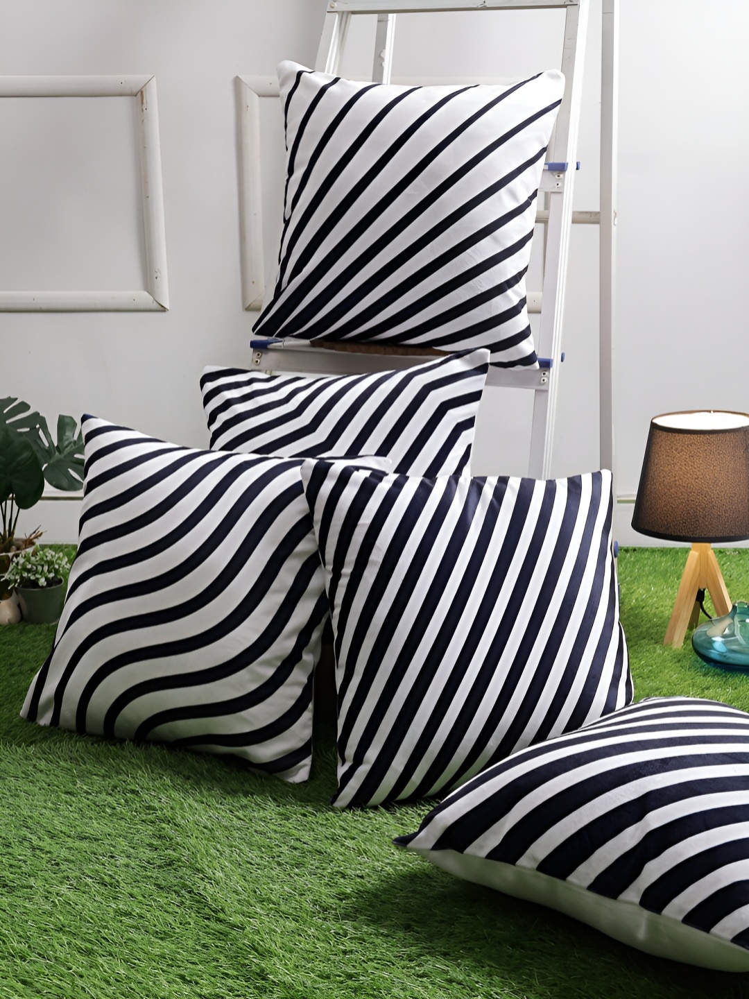 

Aura White & Black 5 Pieces Striped Velvet Square Cushion Covers