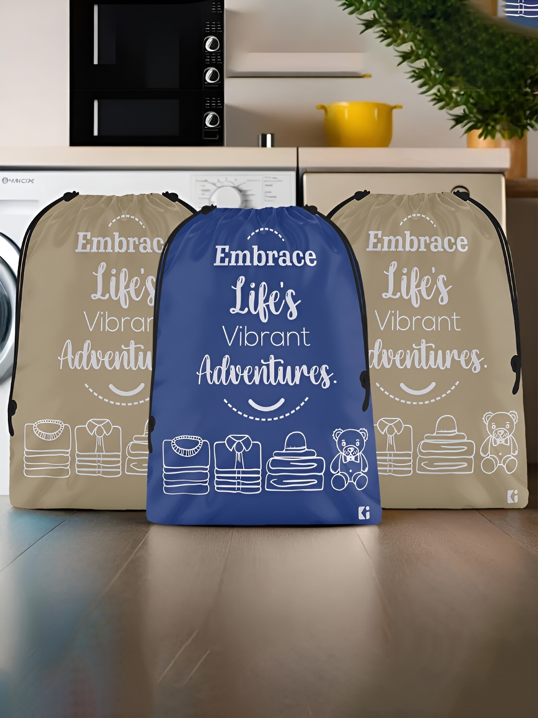

Kuber Industries Brown & Blue 3 Pcs Printed Cloth Storage Bags
