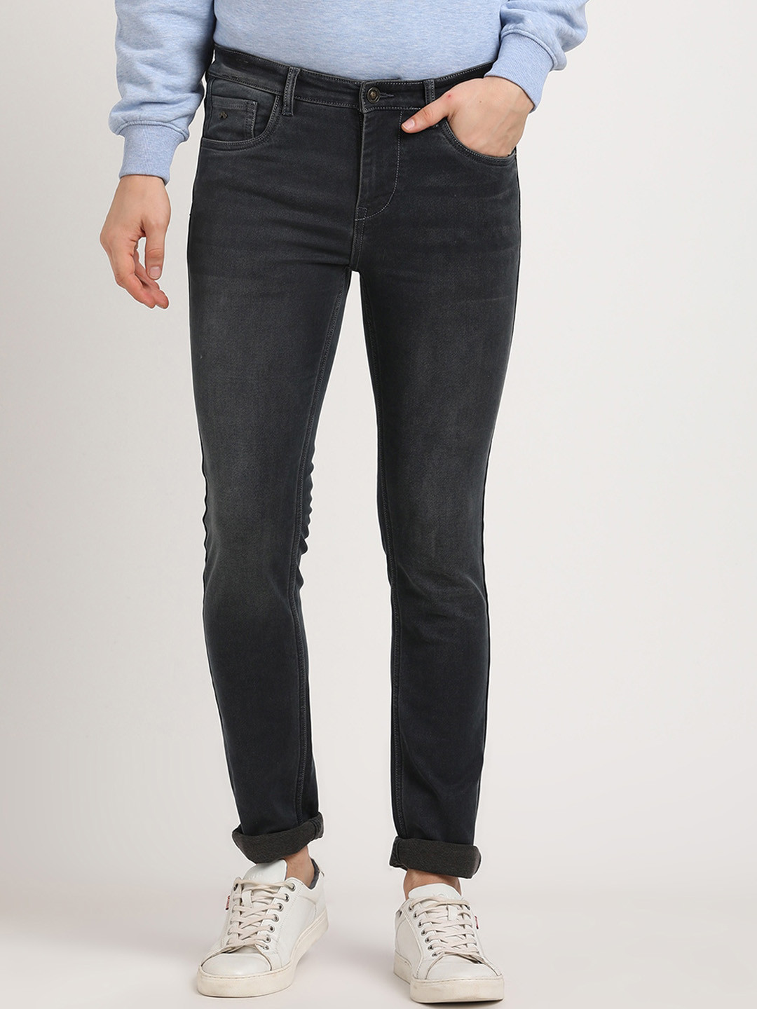 

Turtle Men Narrow Tapered Fit Light Fade Stretchable Jeans, Grey