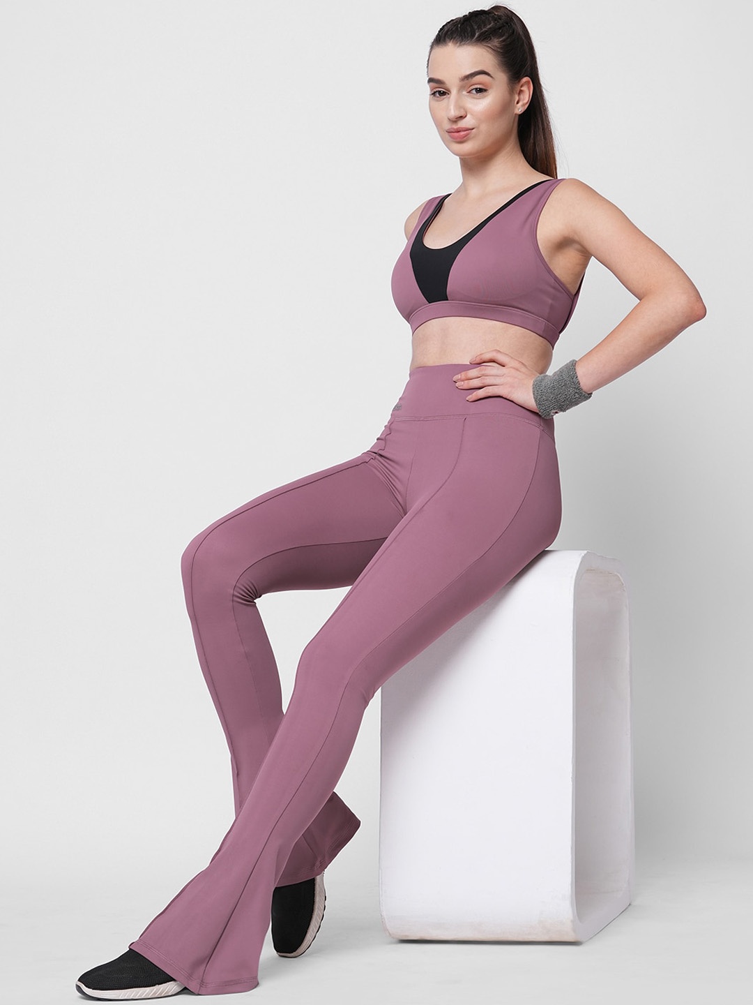 

Fitkin Women High Rise Tracksuits, Mauve