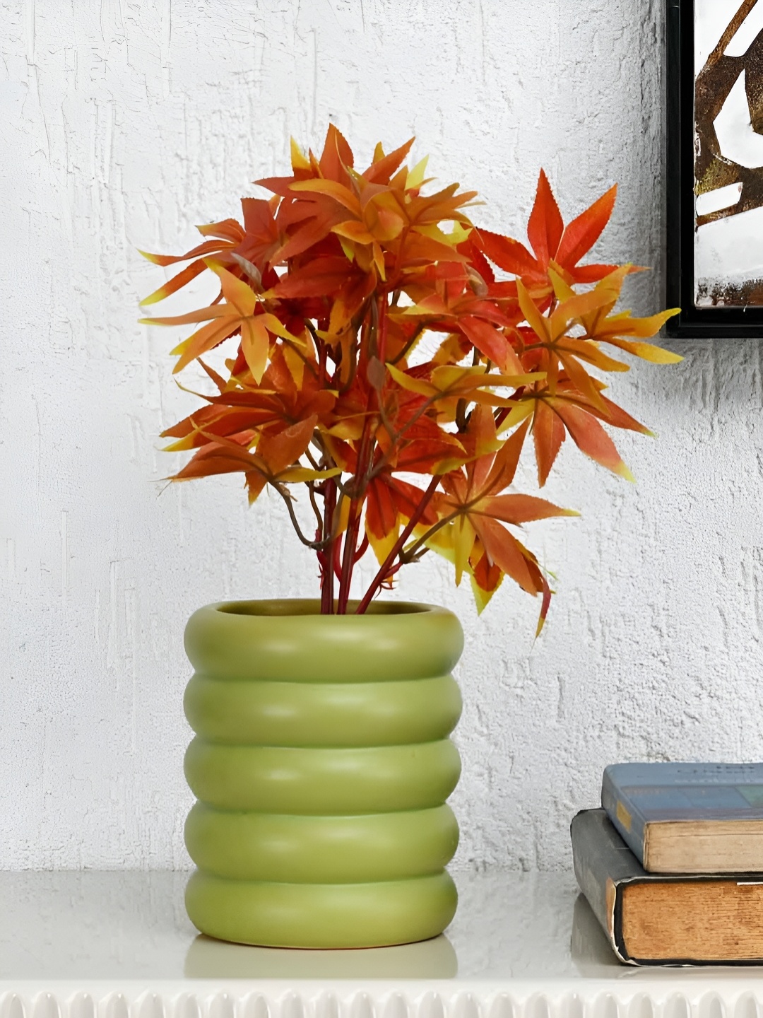 

Athome by Nilkamal Green Ribbed Tabletop Vase