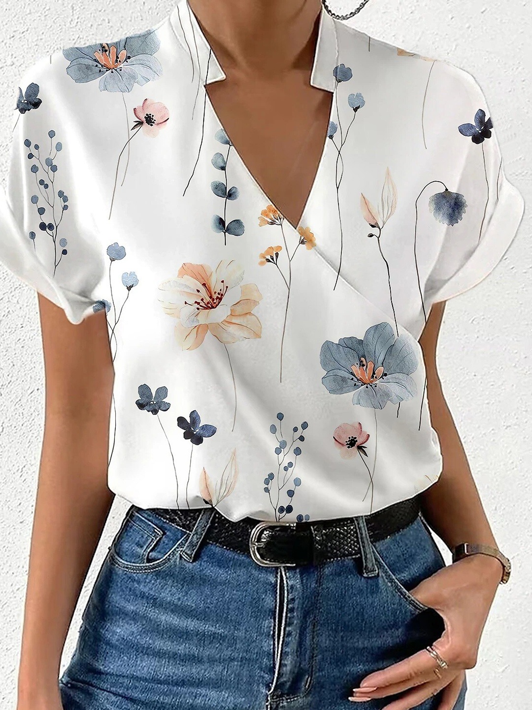 

StyleCast Mandarin Collar Extended Sleeves Floral Print Blouson Top, White