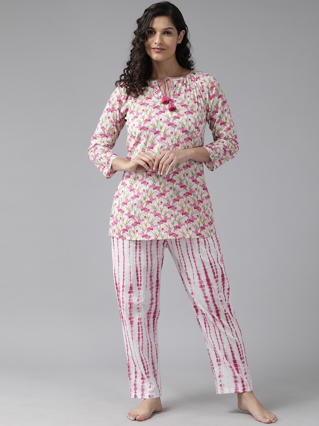 

Prakrti Pink Floral Printed Pure Cotton Night suit