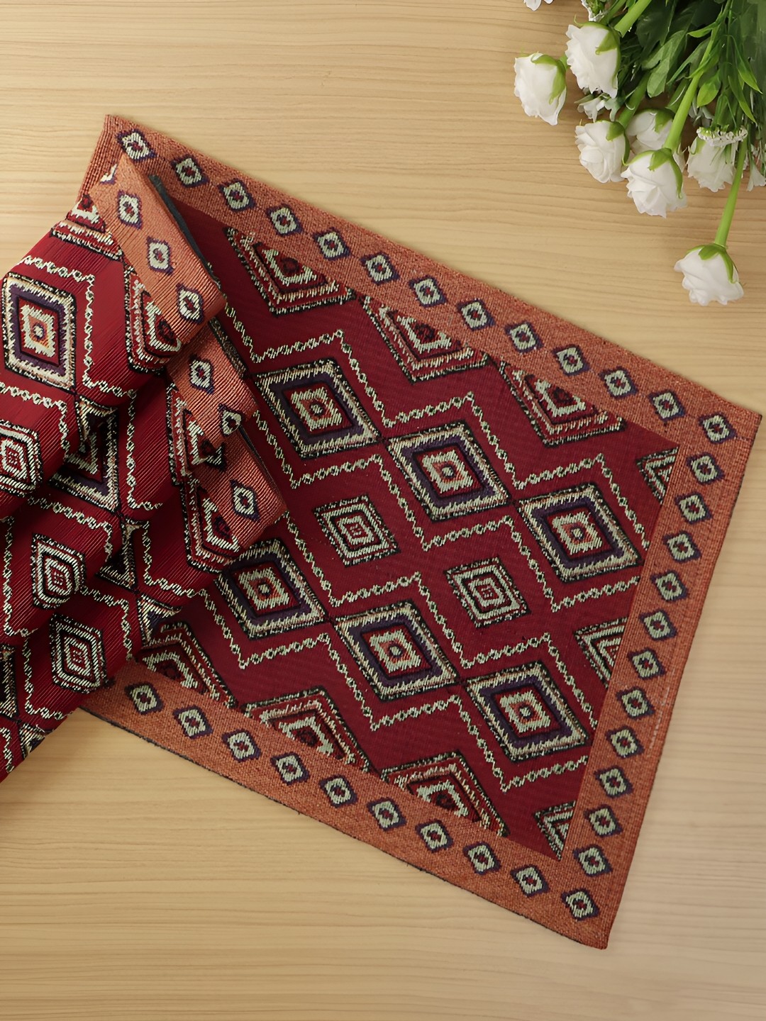 

HOKIPO 4 Pieces Red Diamond Geometric Cotton Table Placemats