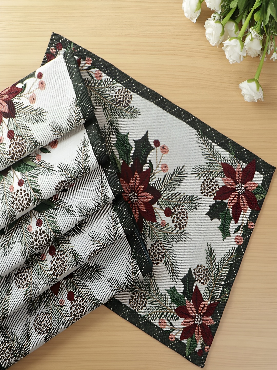 

HOKIPO 6 Pieces Green & White Floral Pattern Cotton Table Placemats