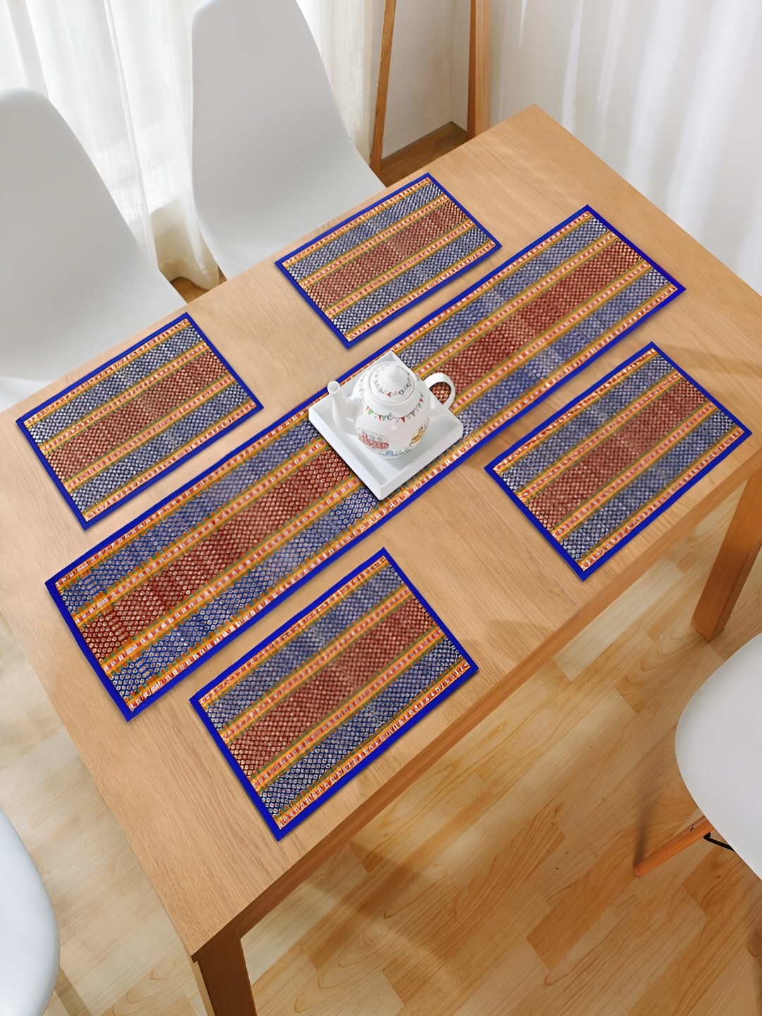 

HOKIPO Madurkathi 5 Pieces Blue & Red Geometric Pattern Table Placemats & Runner