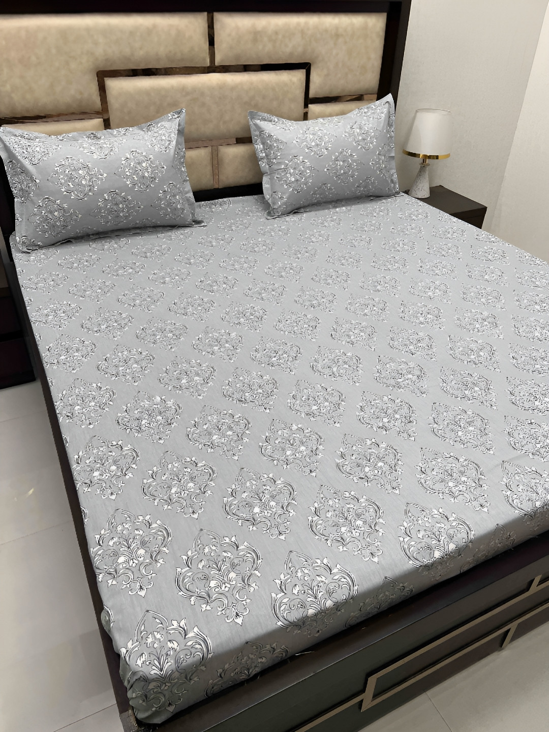 

Pure Decor Grey & White Ethnic Motifs Cotton 300 TC King Bedsheet with 2 Pillow Covers