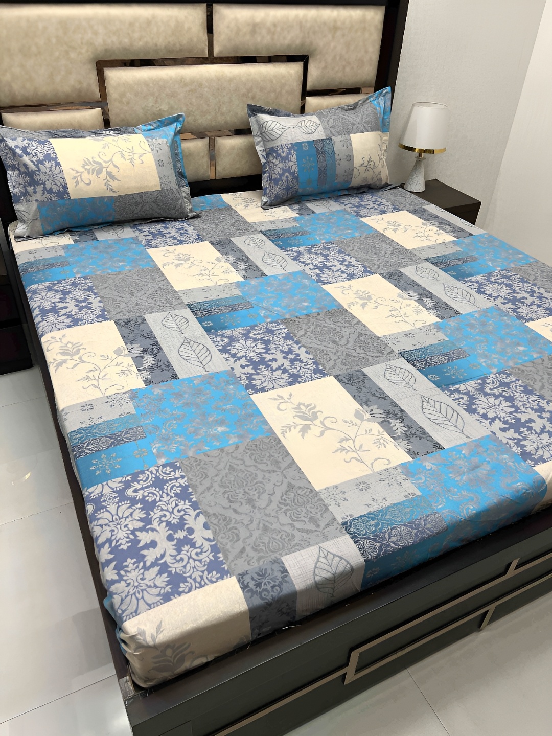 

Pure Decor Blue & Beige Floral Cotton 300 TC King Bedsheet with 2 Pillow Covers