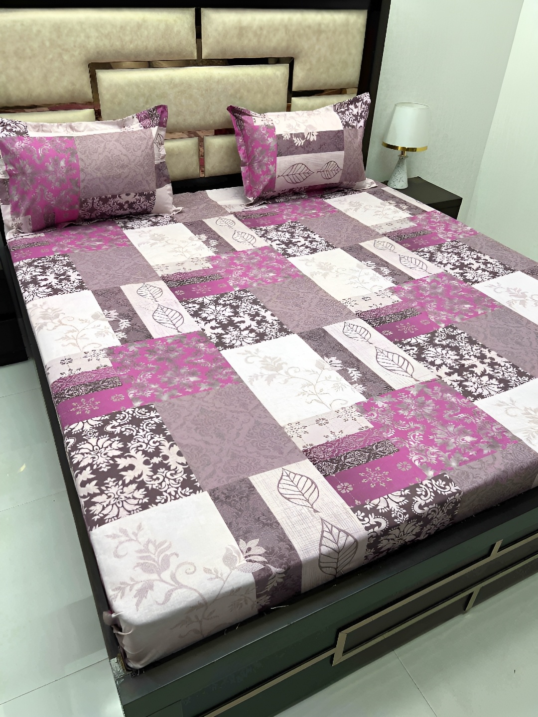 

Pure Decor Purple & Pink Floral Cotton 300 TC King Bedsheet with 2 Pillow Covers