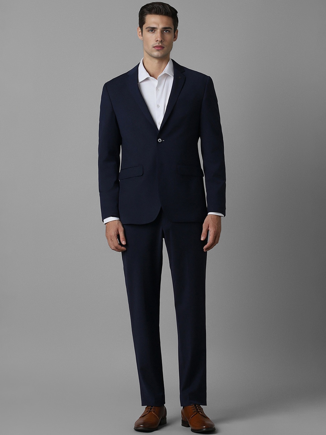 

Louis Philippe Slim Fit Single-Breasted Two-Piece Formal Suit, Navy blue