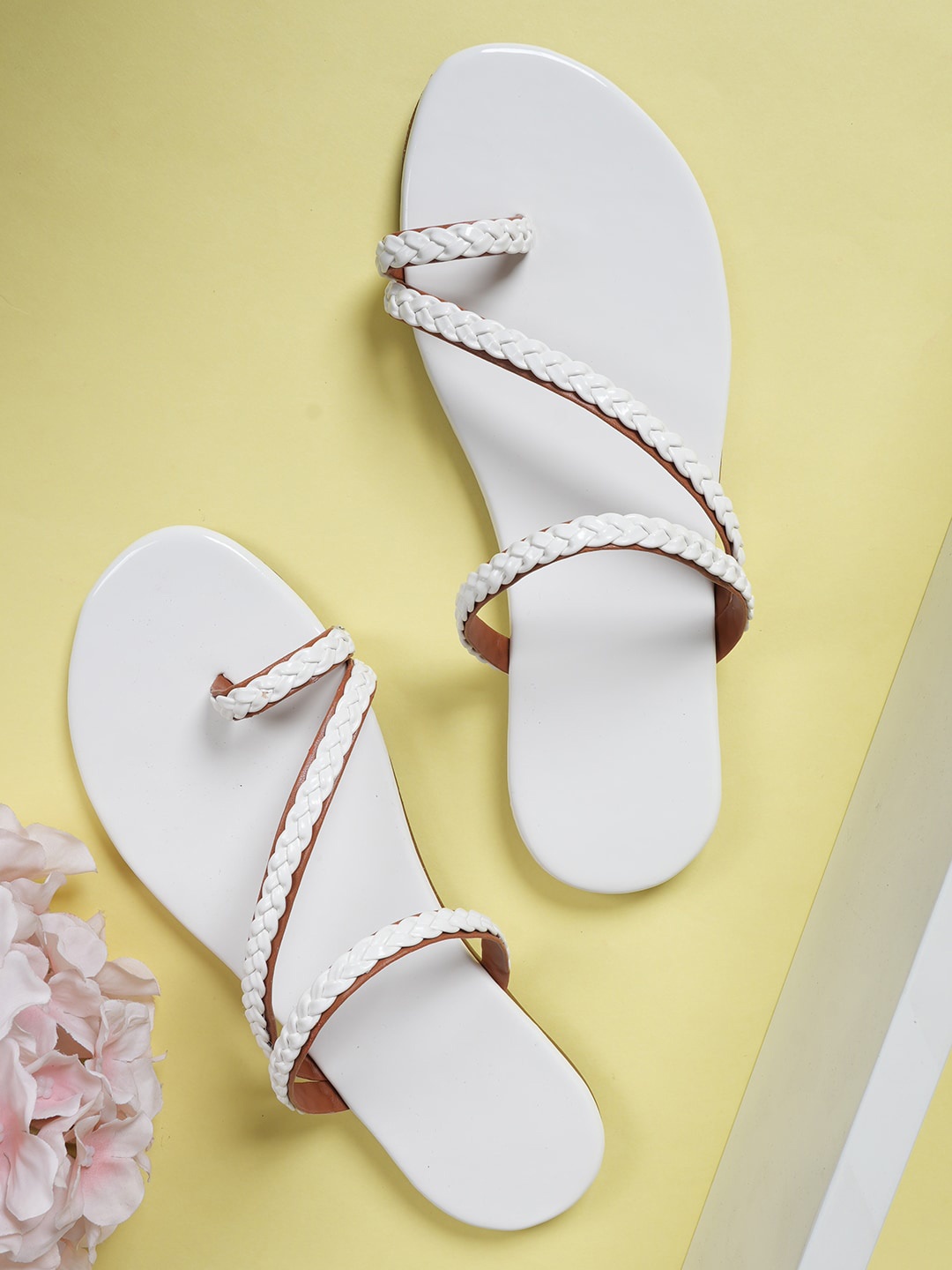 

SAPATOS One Toe Flats, White