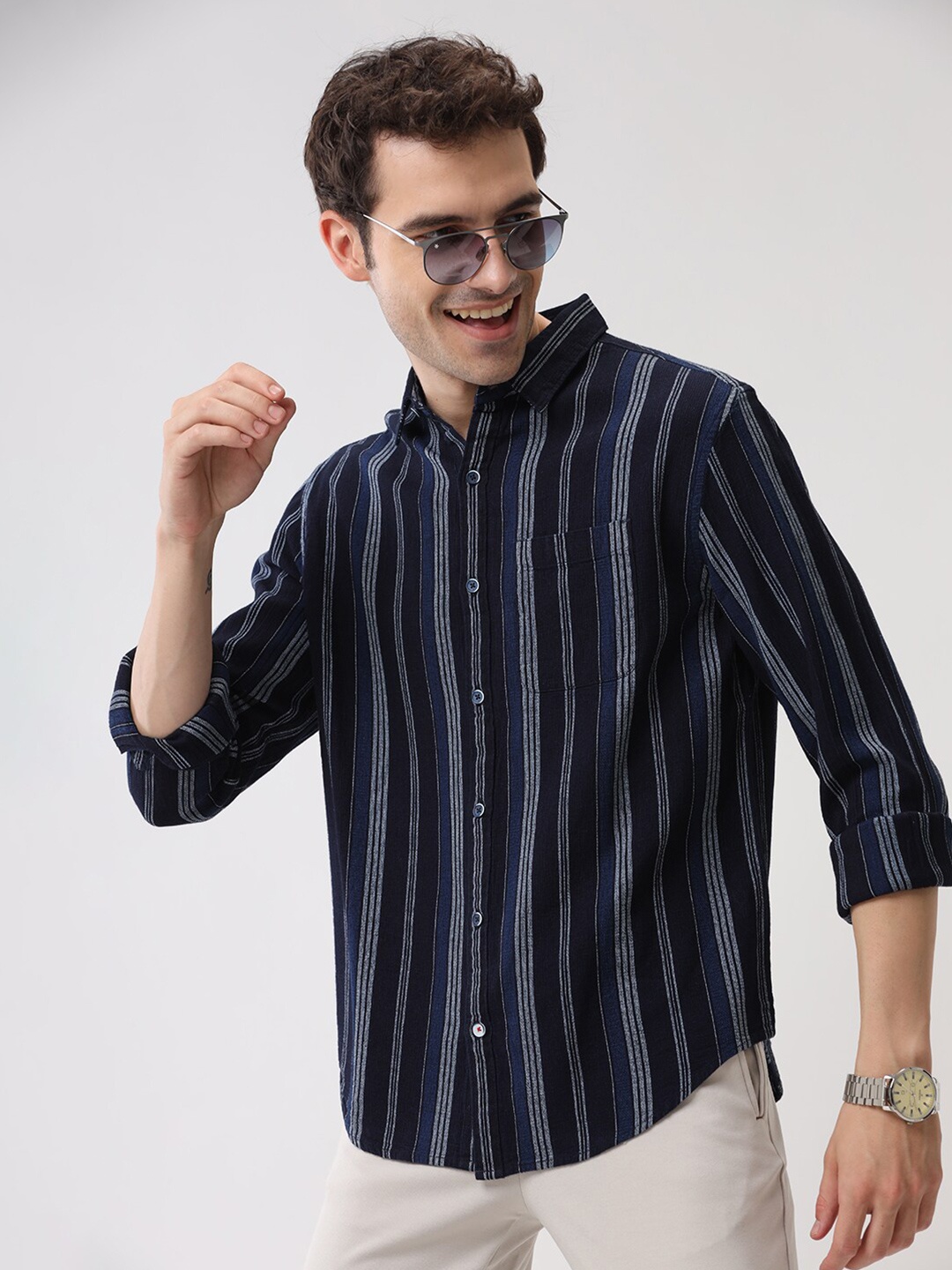 

WROGN Custom Vertical Stripes Opaque Cotton Casual Shirt, Navy blue