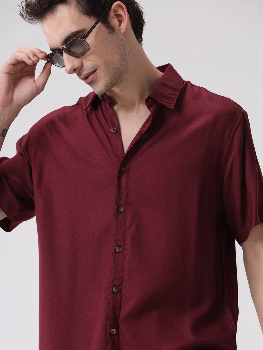 

WROGN Custom Opaque Casual Shirt, Maroon