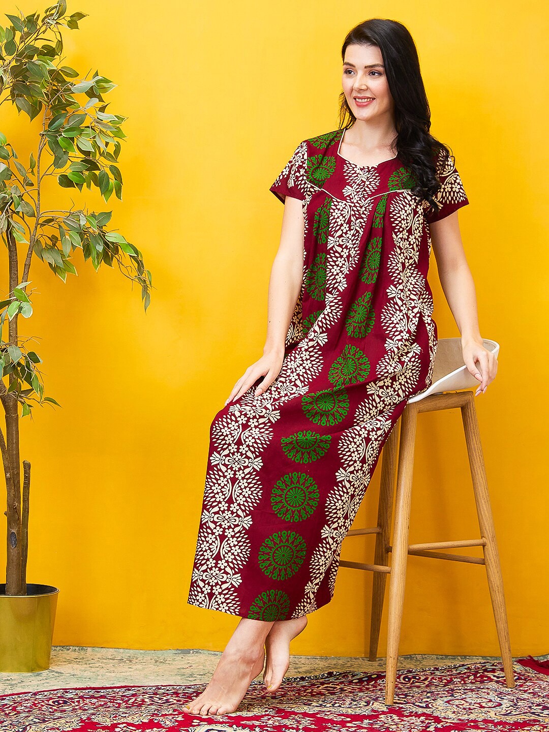 

AV2 Floral Printed Maxi Nightdress, Brown