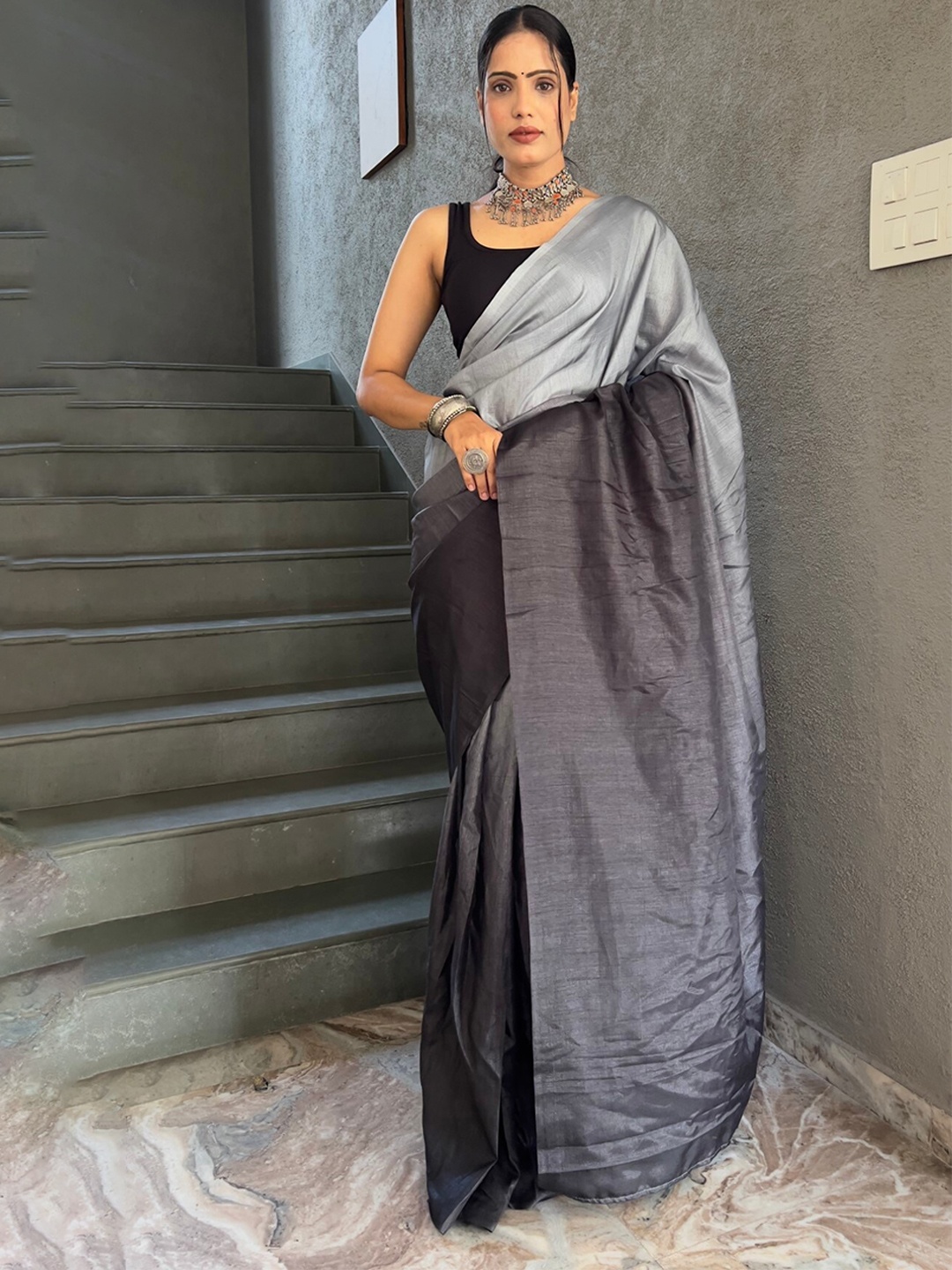 

LeeliPeeri Designer Ombre Ready to Wear Saree, Grey