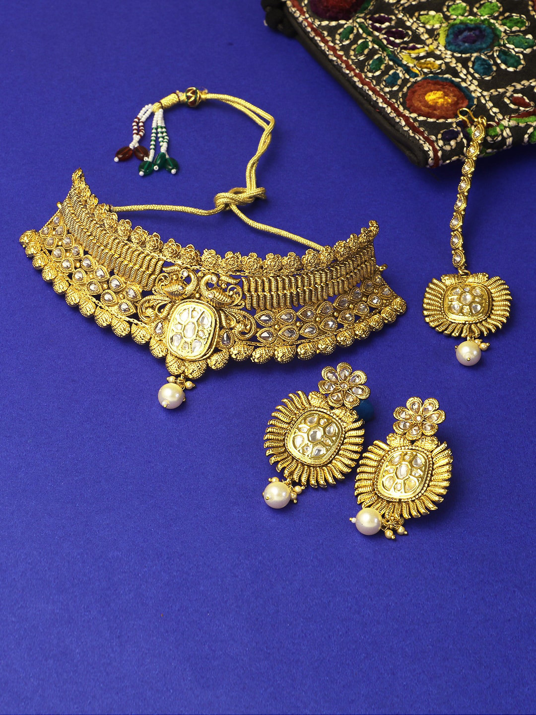

Adwitiya Collection 24 CT Gold-Plated Kundan-Studded & Beaded Necklace & Earrings