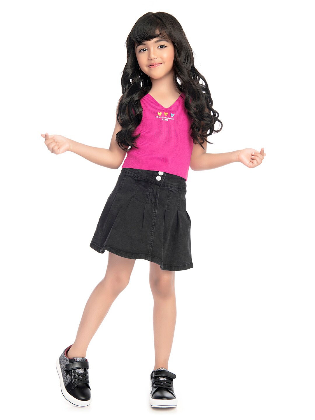 

Tiny Kingdom Sleeveless V-Neck Top, Pink