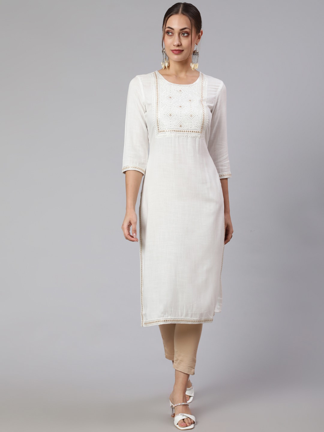 

STYLE ANGEL Round Neck Floral Yoke Design Regular Thread Work Straight Kurta Set, White