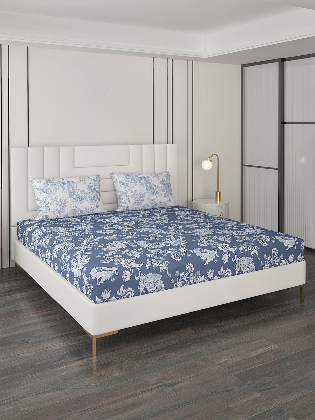 

Monte Carlo Blue & White Ethnic Motifs Cotton 144 TC Queen Bedsheet with 2 Pillow Covers