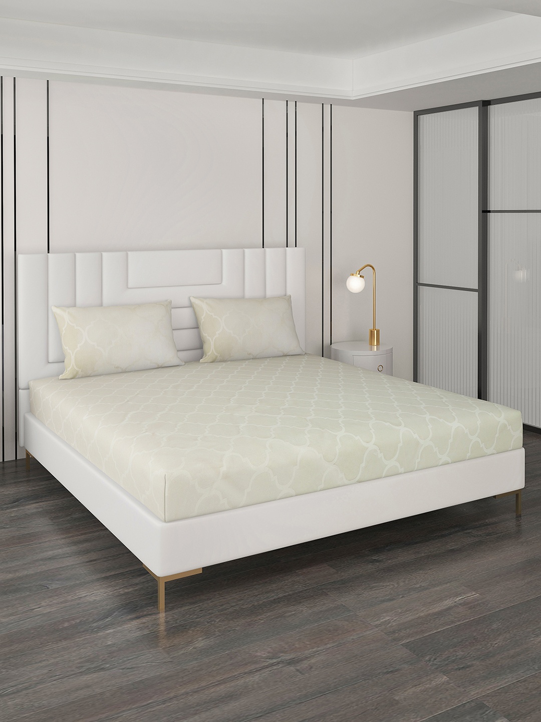 

Monte Carlo Off White Geometric 400 TC King Cotton Bedsheet With 2 Pillow Covers