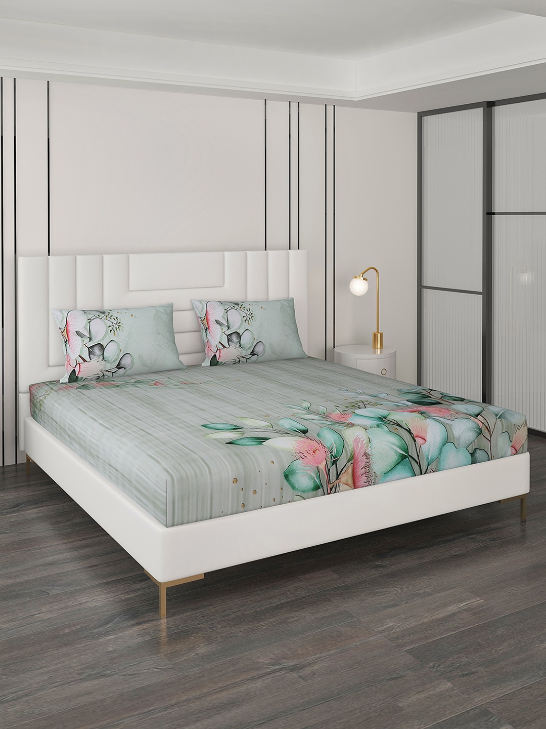 

Monte Carlo Sea Green & Pink Floral Cotton 300 TC King Bedsheet With 2 Pillow Covers