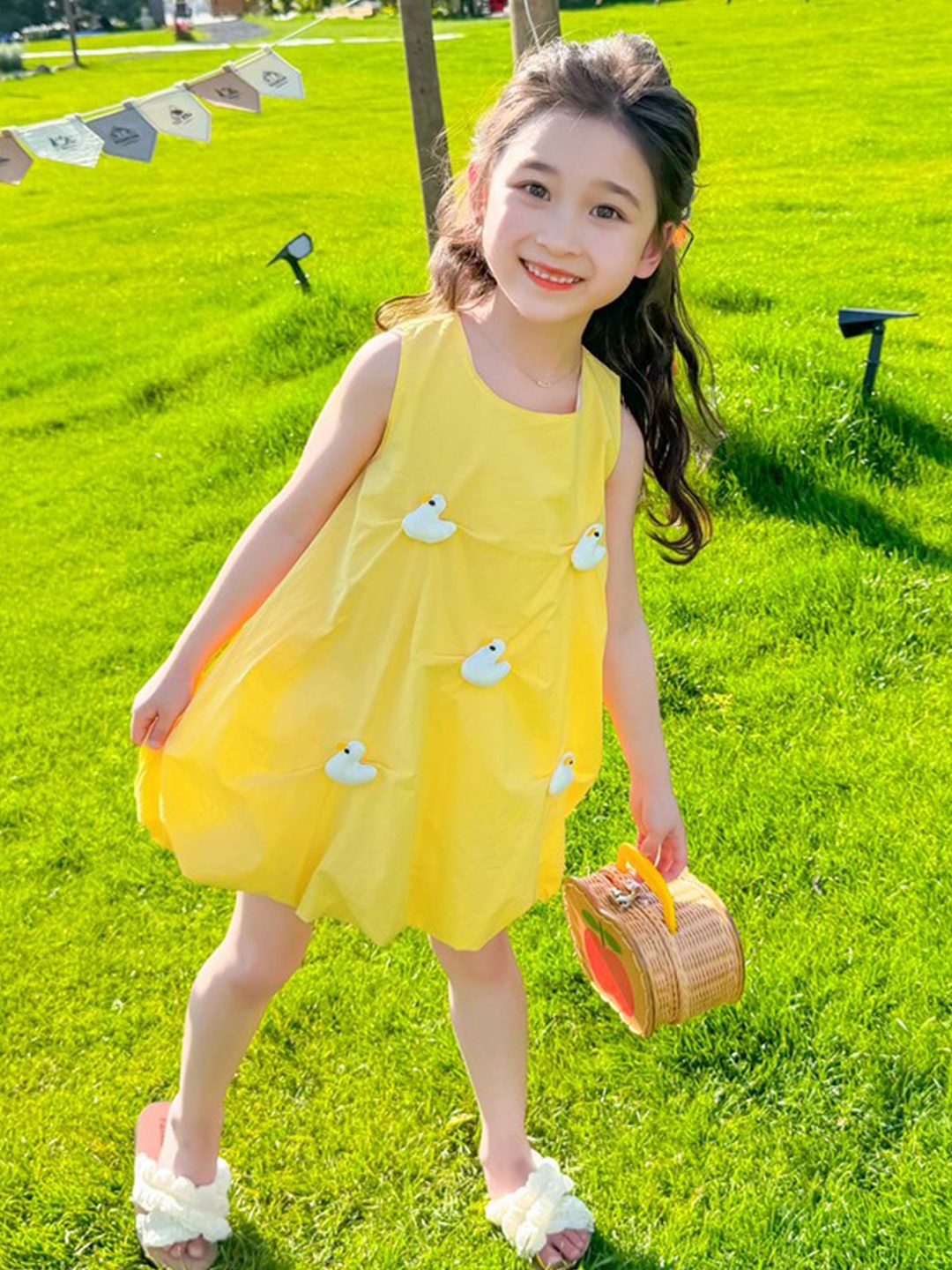 

StyleCast x Revolte Girl Yellow Round Neck Embellished Applique A-Line Dress