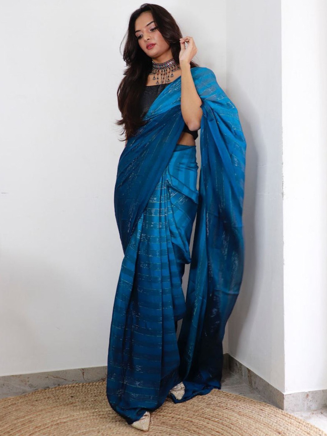 

LeeliPeeri Designer Ombre Poly Georgette Ready to Wear Saree, Blue
