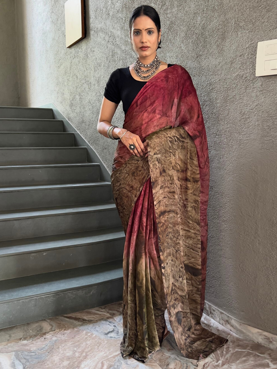 

LeeliPeeri Designer Poly Georgette Ready to Wear Saree, Red