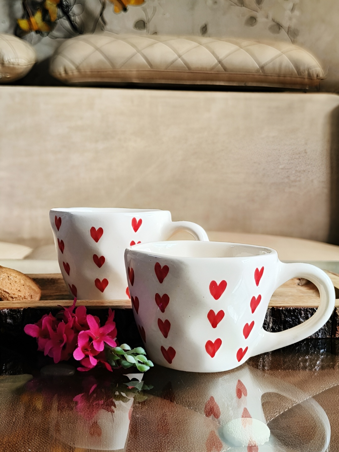 

NIYARA White & Red 2 Pieces Printed Ceramic Glossy Cups