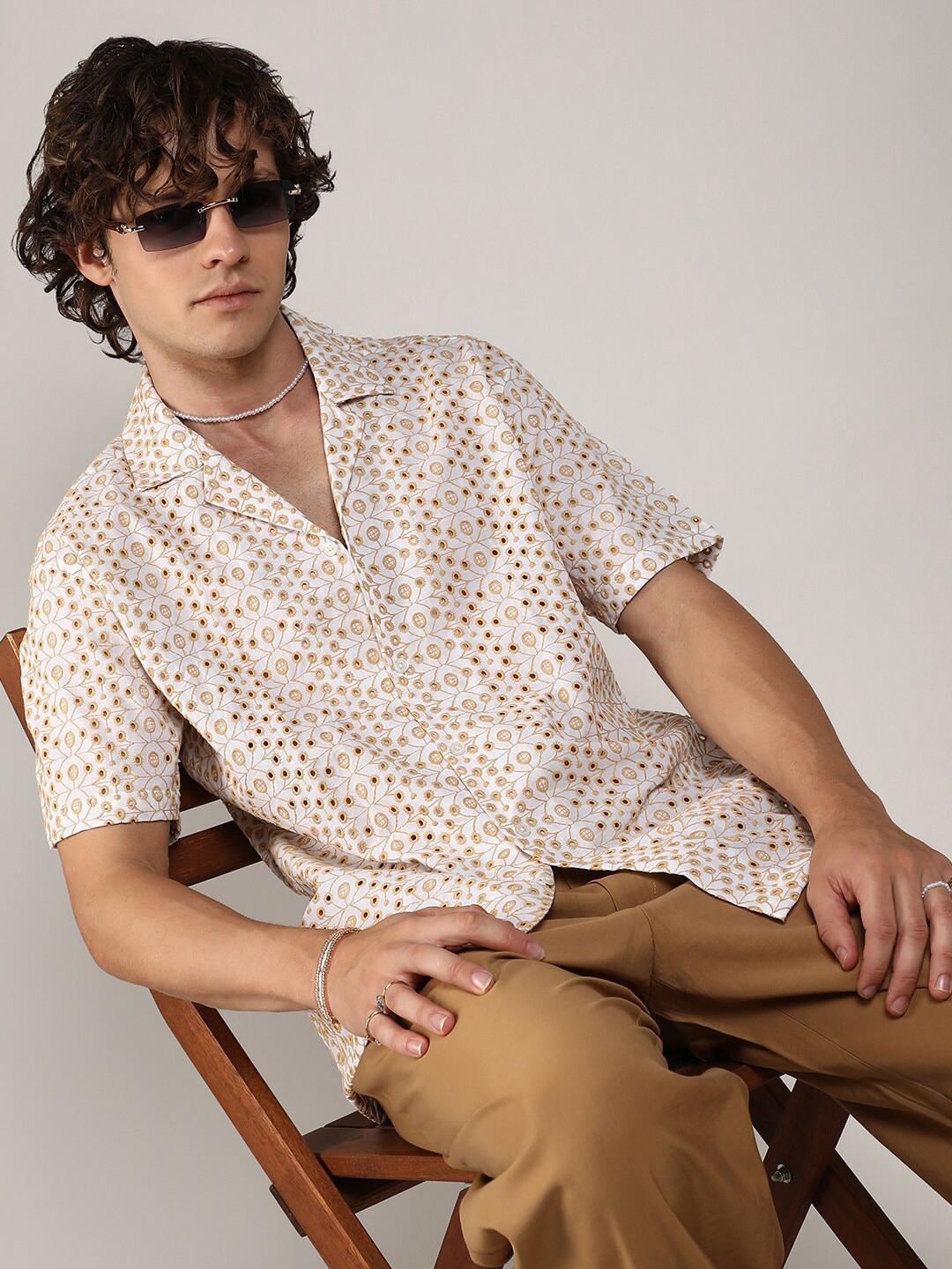 

Campus Sutra Classic Geometric Embroidered Circular Shirt, White