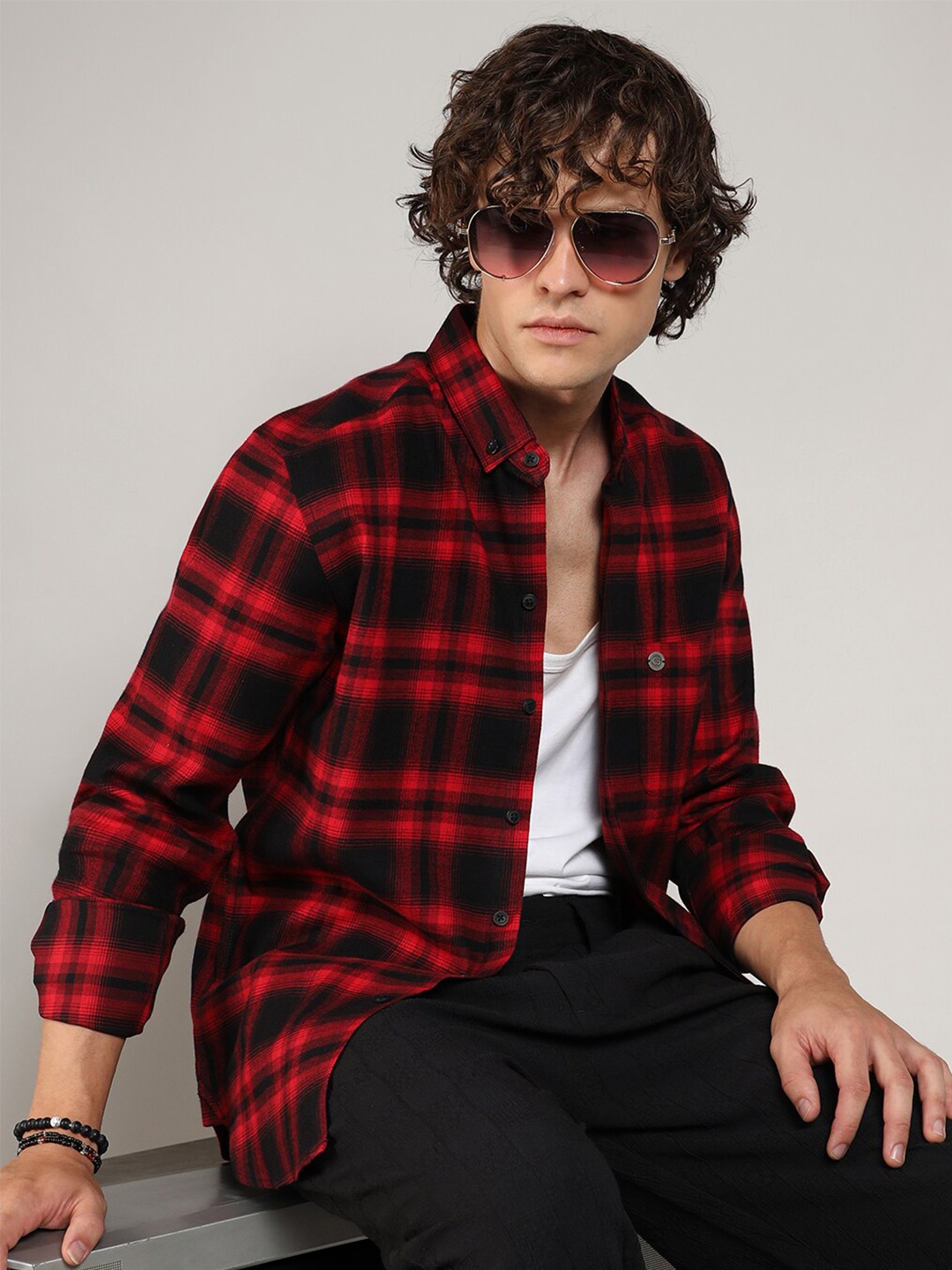 

Campus Sutra Men Classic Buffalo Checked Cotton Casual Shirt, Red