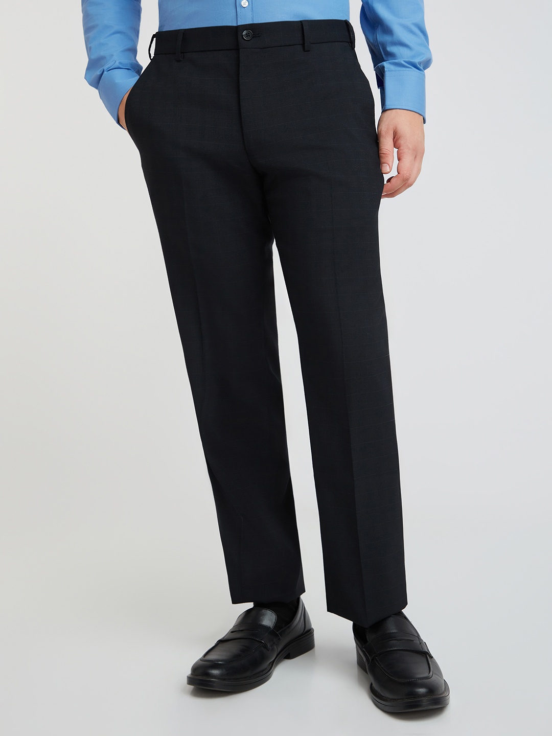 

Park Avenue Men Checked Formal Trousers, Black