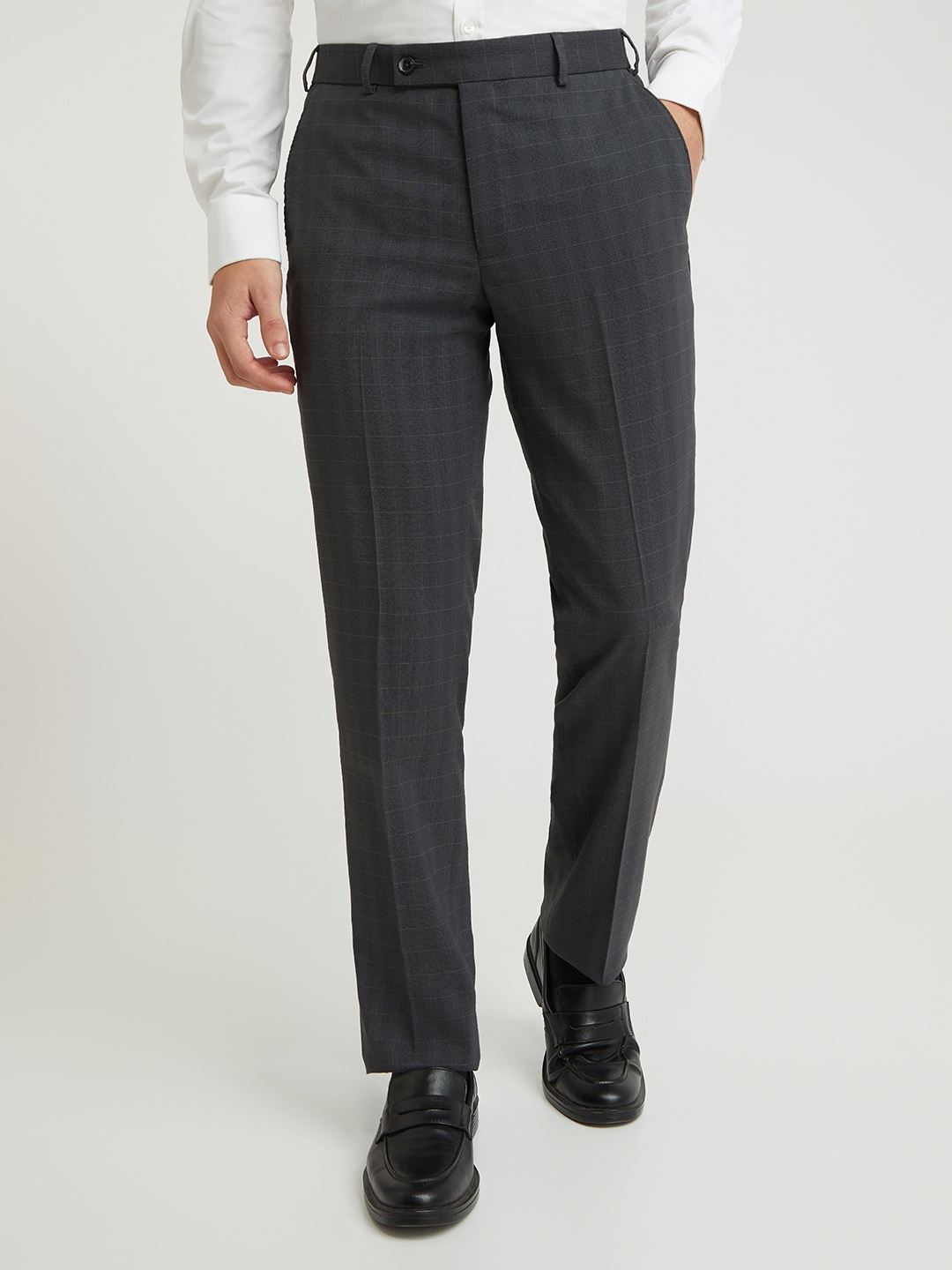 

Park Avenue Men Checked Formal Trousers, Grey