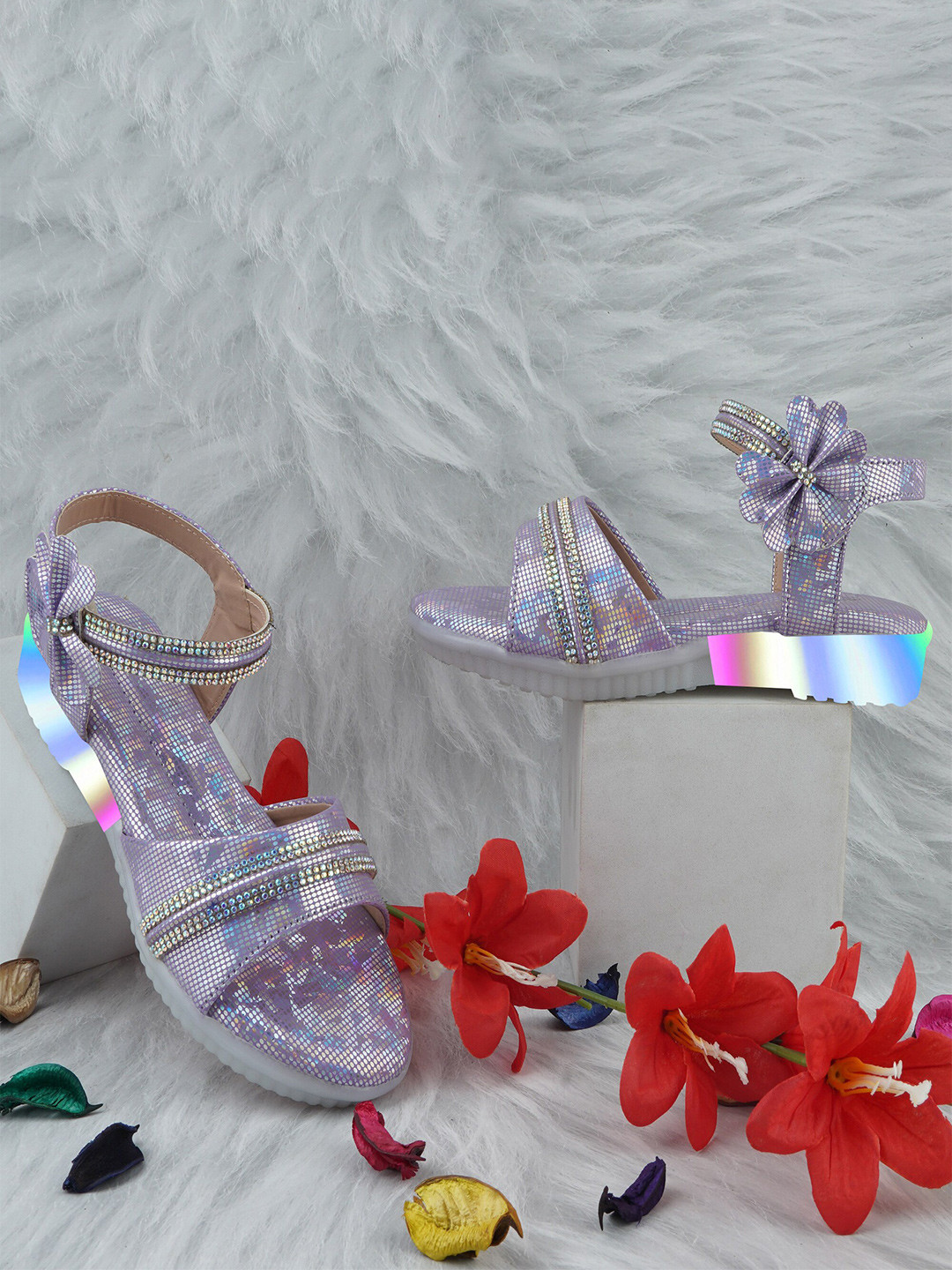 

BAESD Girls Embellished LED Open Toe Flats, Purple