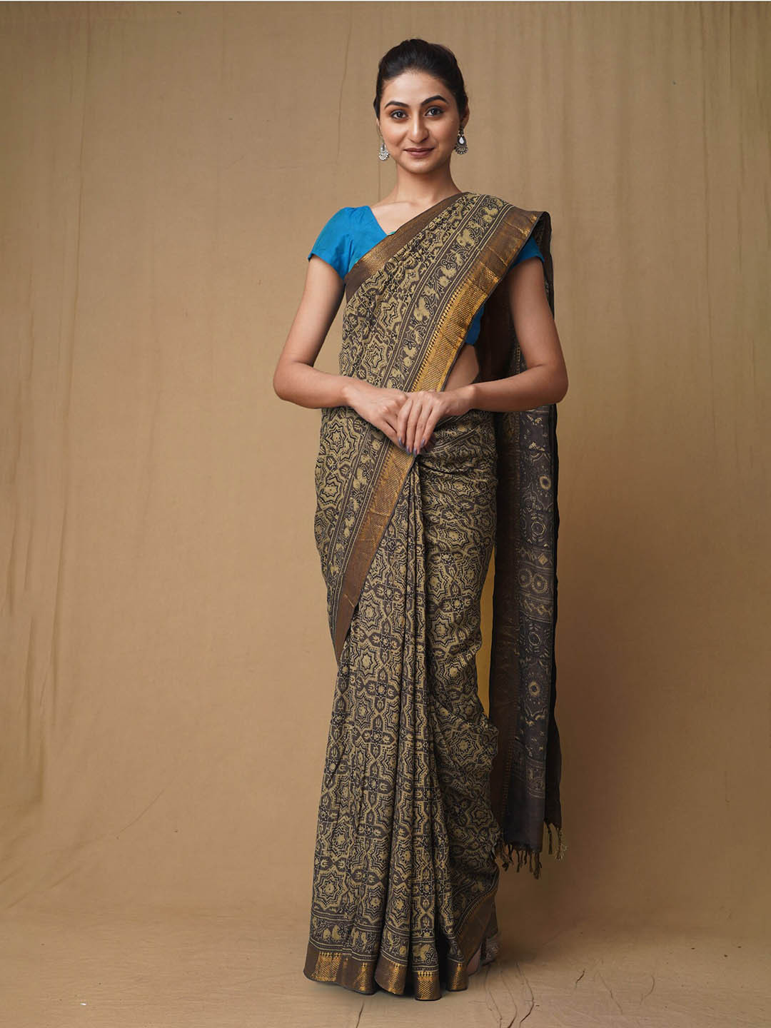 

Unnati Silks Ajrak Block Zari Pure Silk Handloom Chanderi Saree, Grey