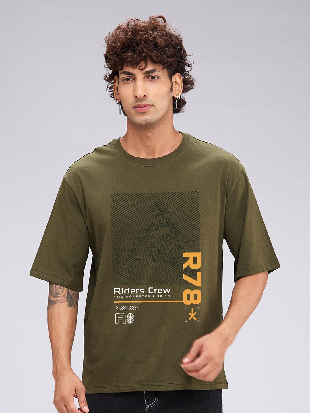 

The Roadster Lifestyle Co. Graphic-Printed Oversized-Fit Cotton T-Shirt, Olive