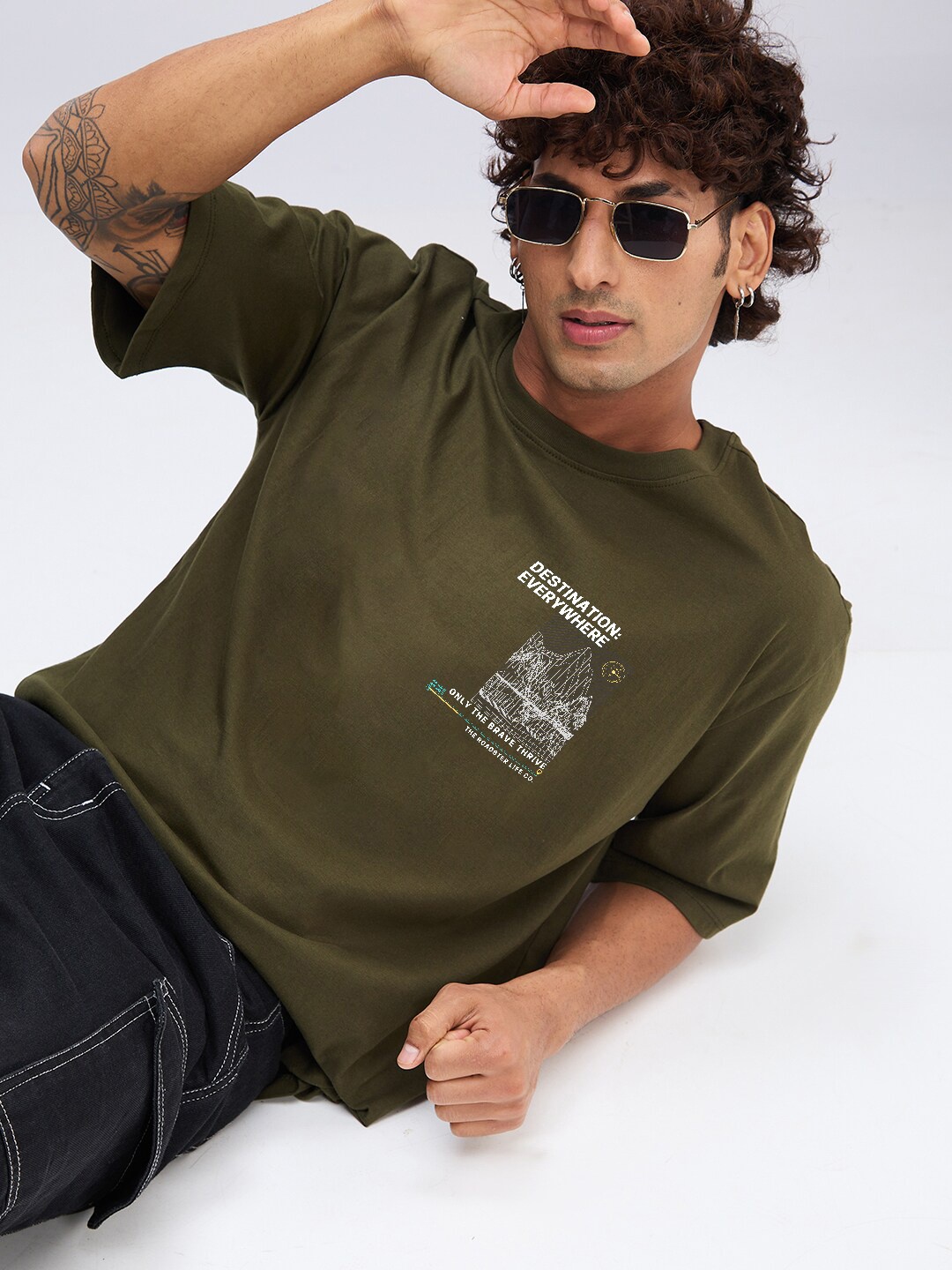

The Roadster Lifestyle Co. Graphic-Printed Oversized-Fit Cotton T-Shirt, Olive