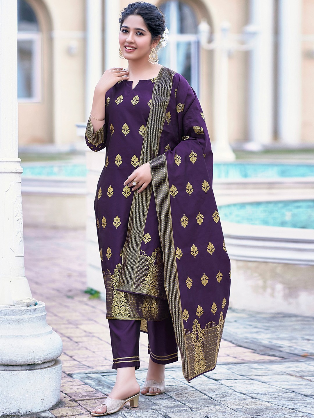 

KALINI Ethnic Motifs Woven Design Kurta With Trousers & Dupatta, Purple