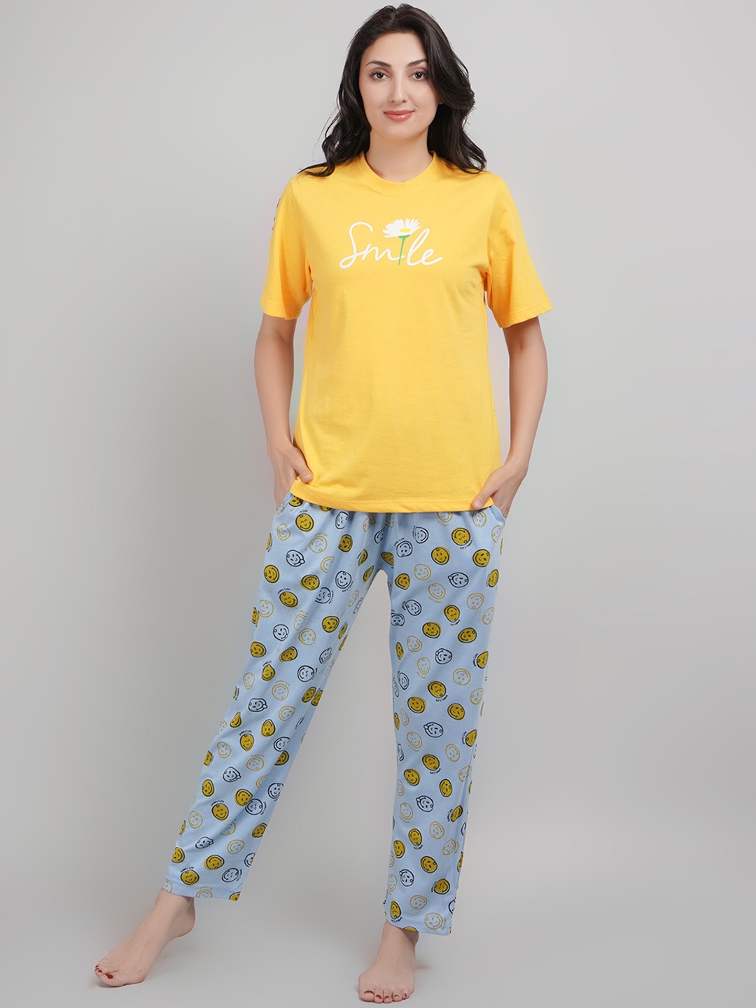 

Lugo Printed Round Neck Night suit, Yellow