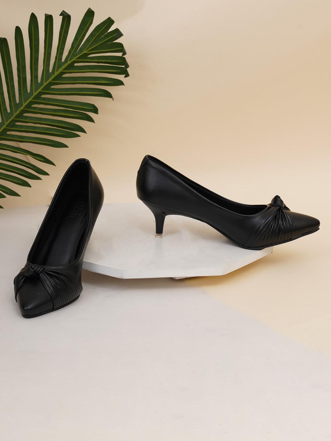 

SHUZ TOUCH Pointed Toe Kitten Heeled Pumps, Black