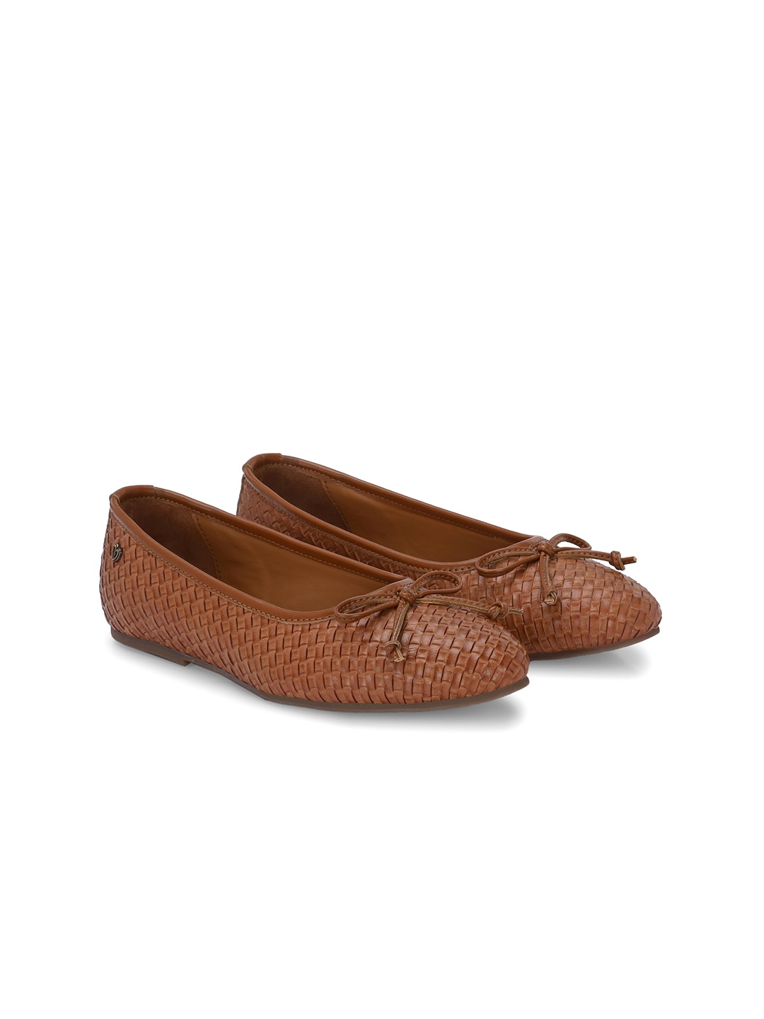 

Delize Textured Bow Detailed Ballerinas, Tan