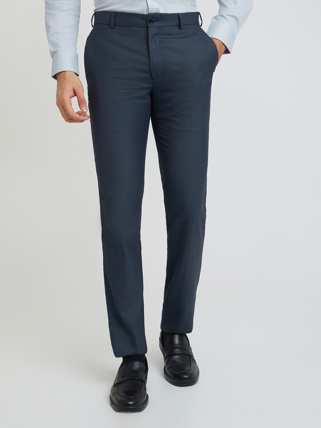 

Raymond Men Checked Slim Fit Trousers, Blue