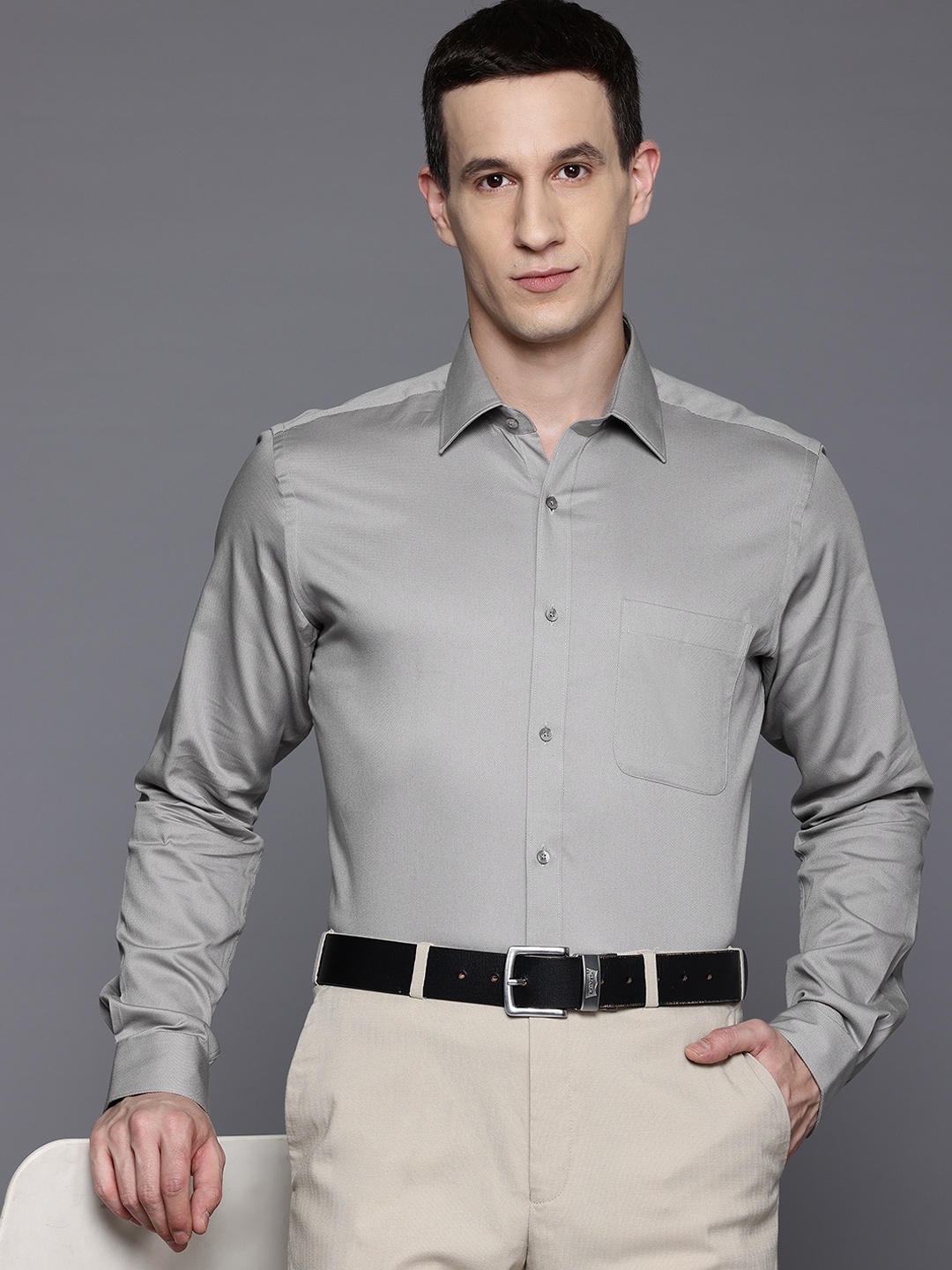

Raymond Pure Cotton Textured Slim Fit Formal Shirt, Grey