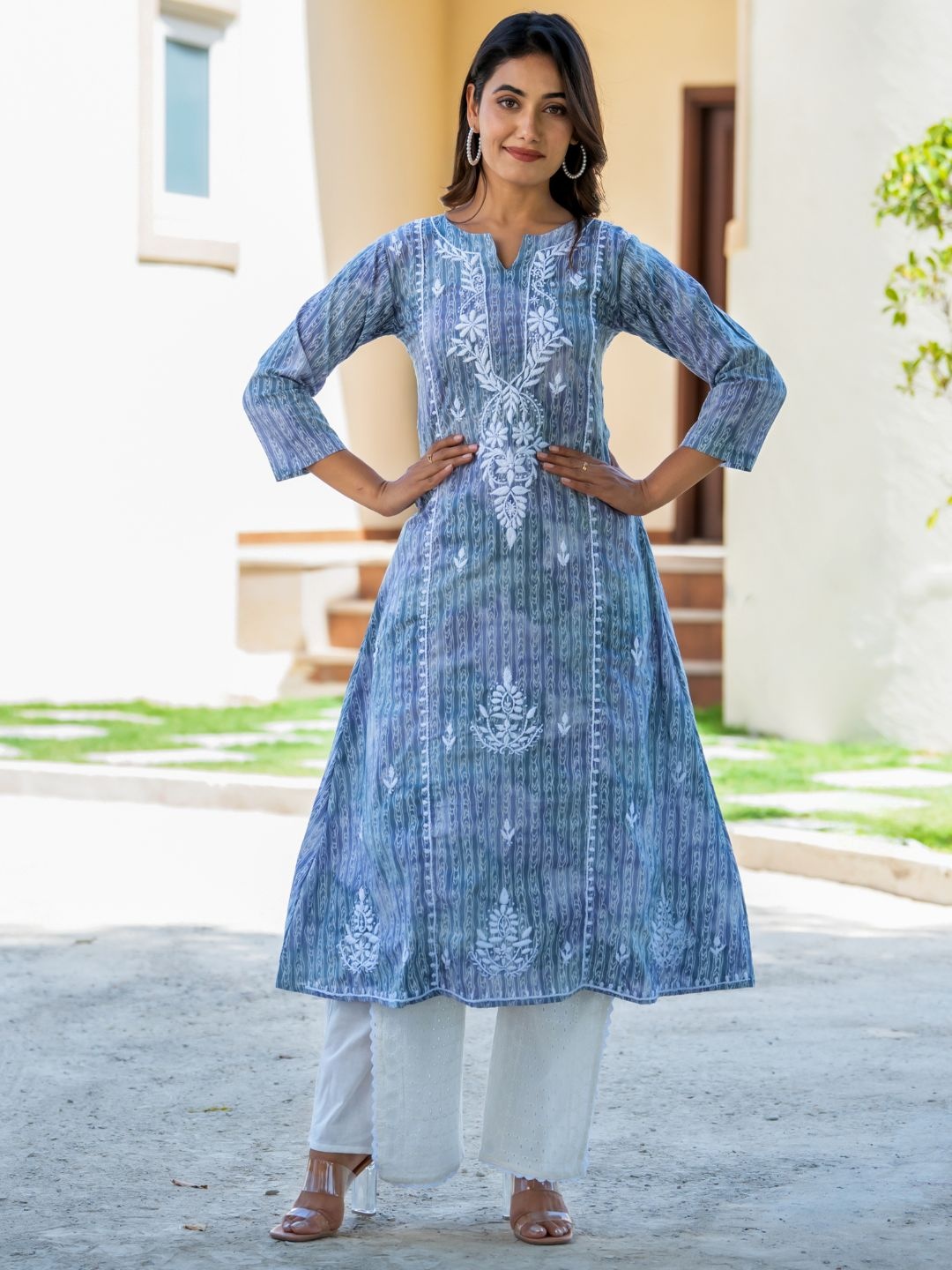 

HOUSE OF JAMOTI Floral Embroidered Chikankari Pure Cotton A-Line Kurta with Palazzos, Blue