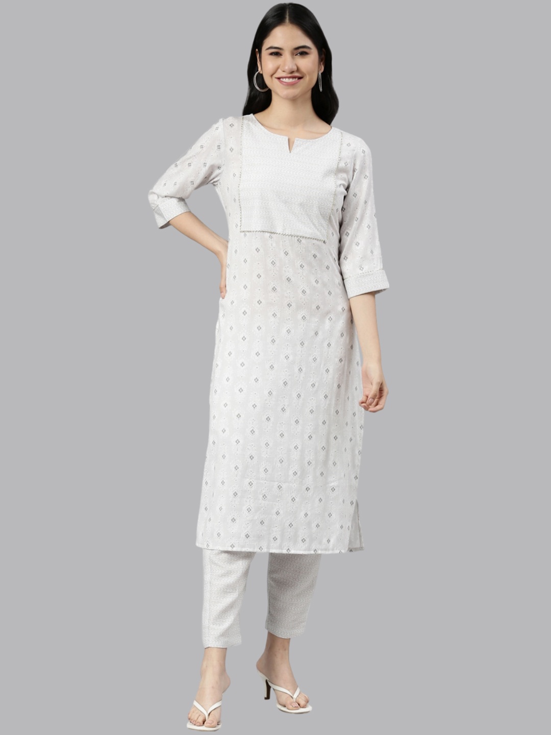 

Samhitas Printed Regular Kurta with Trousers, Grey