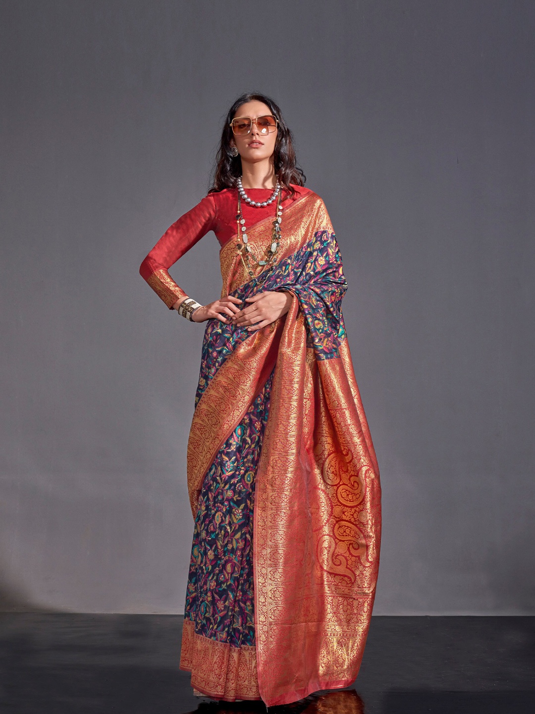 

Mitera Paisley Zari Silk Blend Saree, Navy blue